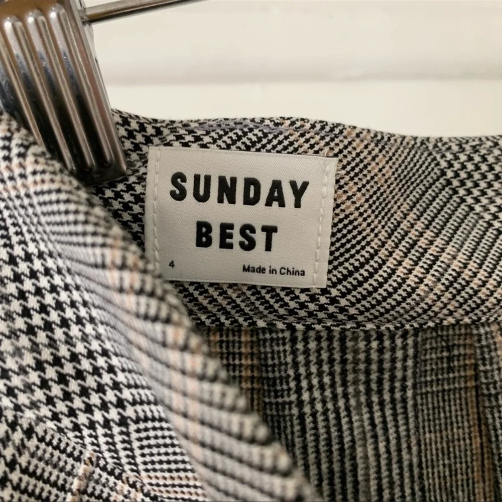 Aritzia Sunday Best Olive Mini Skirt - Picture 6 of 7